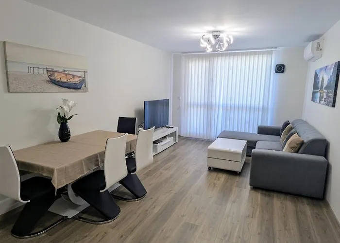 Aparthotel 2 Burgas City