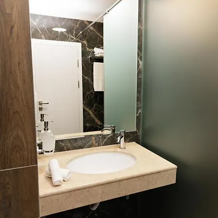 2 Apart Otel