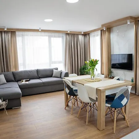 2 Aparthotel Burgas City