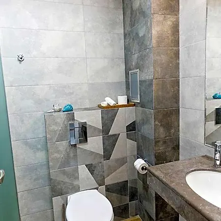 2 Aparthotel Burgas City